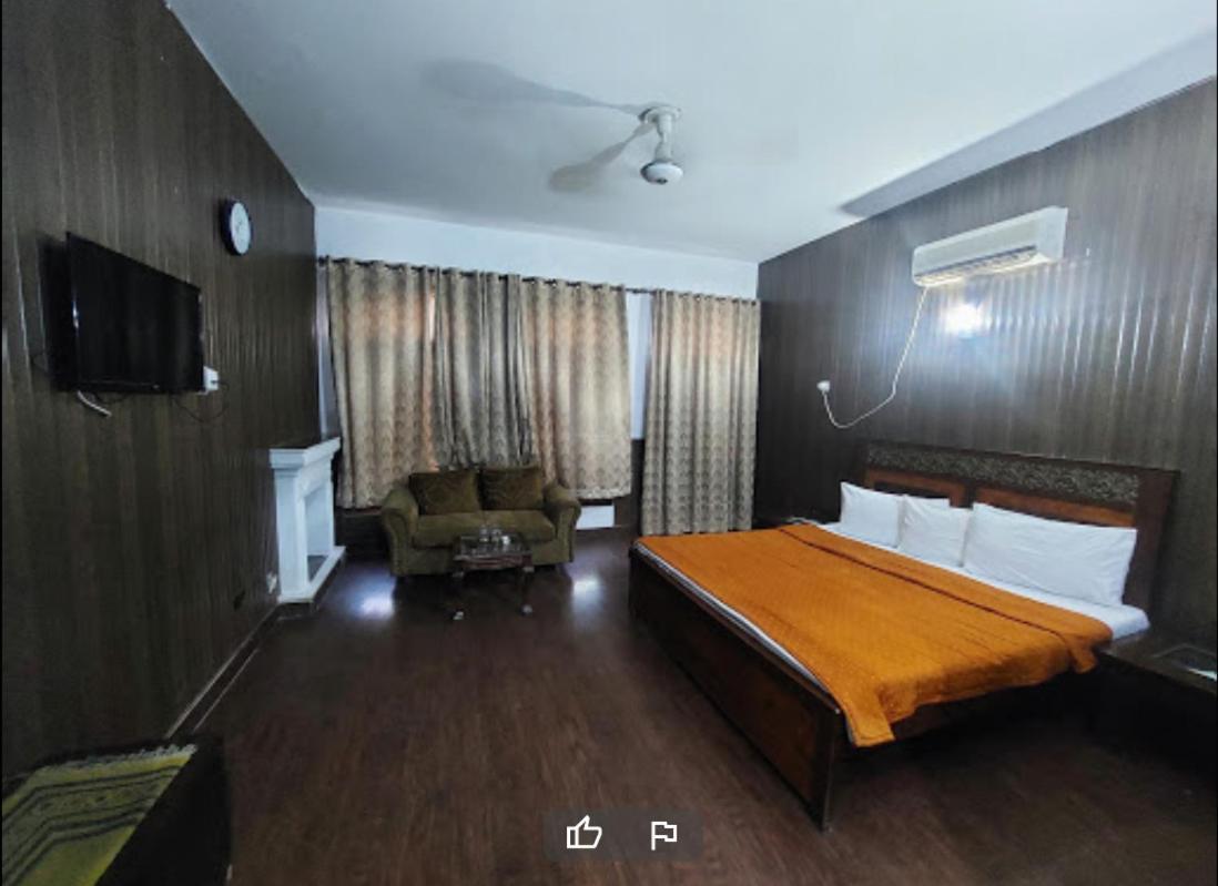 Mulberry Guest House F-10 Islamabad Exteriör bild