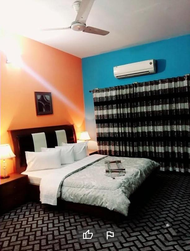 Mulberry Guest House F-10 Islamabad Exteriör bild