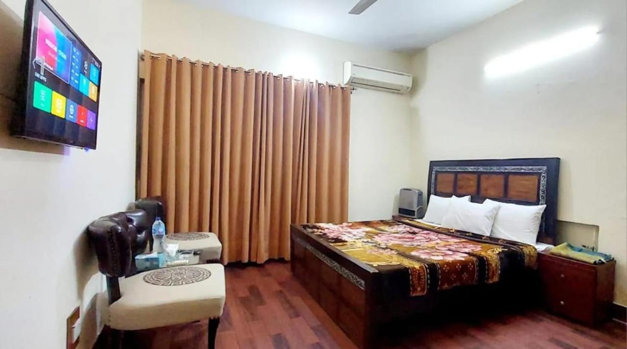 Mulberry Guest House F-10 Islamabad Exteriör bild